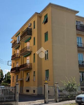 3 LOCALI A PARMA