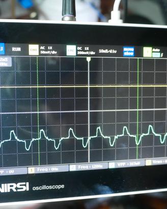 Oscilloscopio tester per la scuola