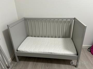 Lettino grigio 60x120cm con sponda