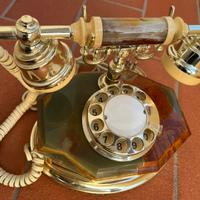 Telefono in onice a tastiera