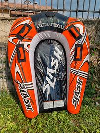Gonfiabile da traino AIRHEAD SLASH gioco nautica
