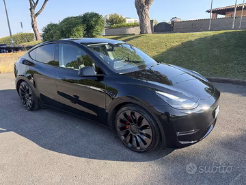 TESLA MODEL Y PERFORMANCE NESSUN ANTICIPO LEASYNG