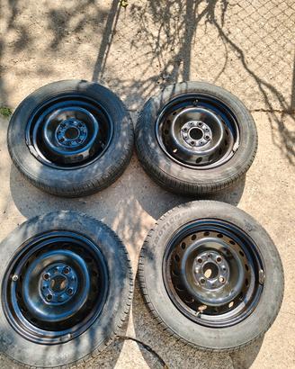 gomme 155 65 r13
