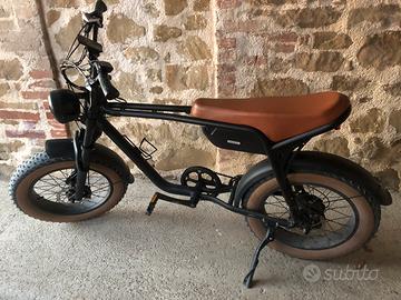MOTORBIKE BICICLETTA ELETTRICA