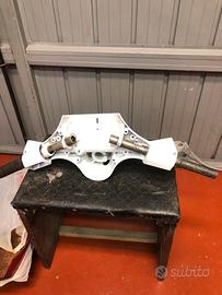 Manubrio per Vespa PX 125/150/200.
