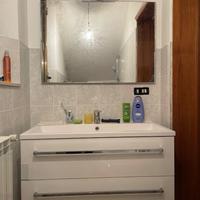 Mobile da bagno con specchio