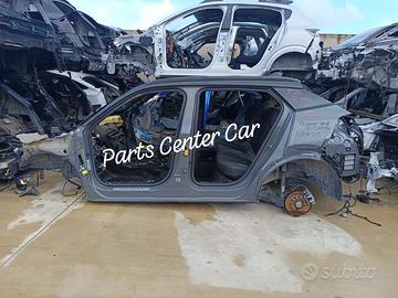 Scocca per taglio lamiera peugeot 2008 2024