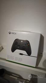 Controller XBOX nero con cavo UBS C COME NUOVO