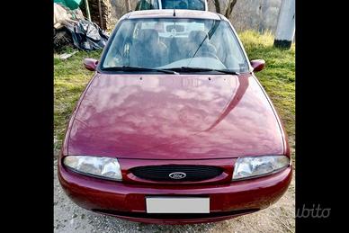 Ford Fiesta Tecno 1.2 Benzina Neopatentati