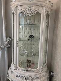 Vetrina stile barocco