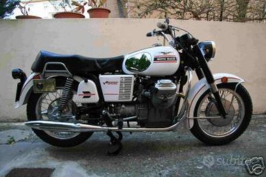 Moto Guzzi V7 Special Targa Oro