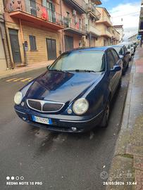 Lancia Lybra 1.9