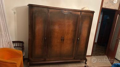 Camera da letto completa in stile classico