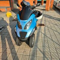 piaggio mp3 250 ie