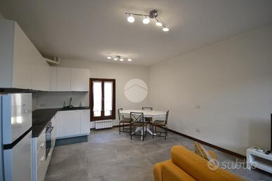 CASA DI CORTE A SEDRIANO