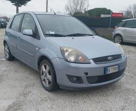 FORD Fiesta 1.4 TDCi 5p. Titanium NEOPATENTATI