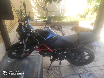 Vendita moto gsr 125 perfetta