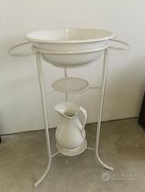 Lavabo da camera vintage per appasionati