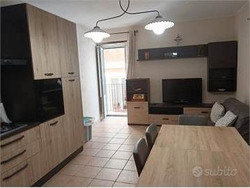 Nel cuore di Ortigia trivani arredato--3479246944