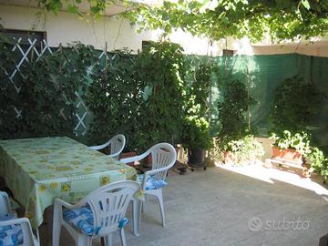 3 camere,2 bagni,posti auto:26/7-2/8;16-30 ago