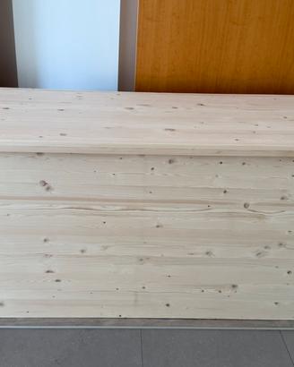 Tavolo per esposizione salvaspazi legno massello