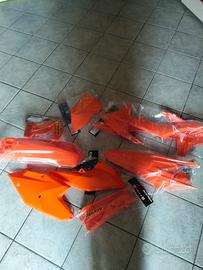 plastiche ktm 2017/2019
