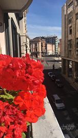 Stanza in centro luminosa con bagno