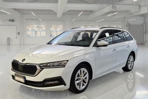 SKODA OCTAVIA 1.5 TSI G-TEC EXECUTIVE DSG STATION 