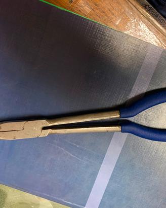 Pinza cappucci candele ad anello