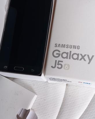 Samsung J5 