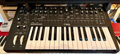 Moog Messenger con borsa