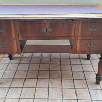 Scrivania italiana fine 800