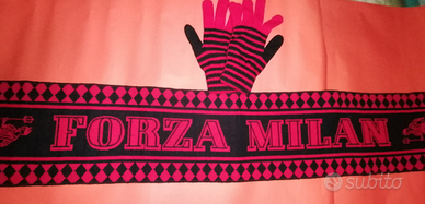 Sciarpa rossonera FORZA MILAN con guanti abbinati