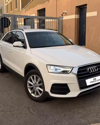 Audi Q3 2.0 TDI - 120 CV