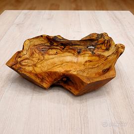 centro tavola in legno di ulivo 