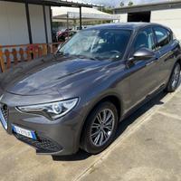 Alfa Romeo Stelvio 2.2 Turbodiesel 160 CV AT8