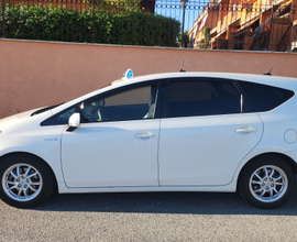 Toyota prius plus