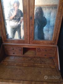 scrivania a scomparsa Trumo copia del 700 anni50