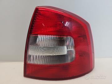 STOP FANALE POSTERIORE DESTRO SKODA Octavia Berlin