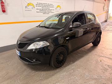 Lancia Ypsilon 1.2 69 CV 5 porte S&S Elefantino Bl