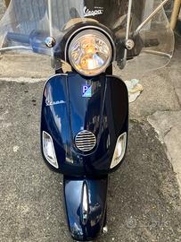 Piaggio Vespa 50 LXV - 2011