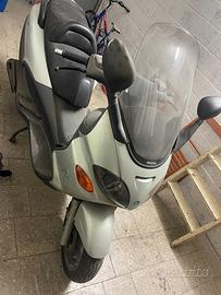 Piaggio X9 250-da rimettere in strada