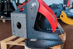 Pinza cesoia per escavatori da 20 a 300 q.li