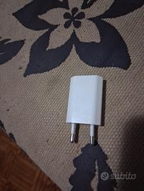 caricabatterie apple 