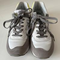 Sneaker