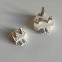Adattatore Apple presa spina USA e Regno Unito