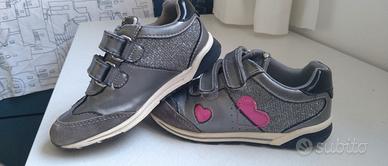 Scarpe Chicco 26 nere cuori rosa