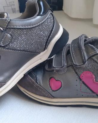 Scarpe Chicco 26 nere cuori rosa