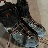 Scarponi alpinismo  montagna Salomon