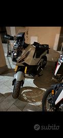 Honda X adv 750 2025
